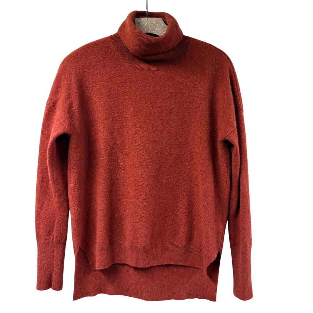 St. Tropez 100% Cashmere Turtleneck Sweater Pullover Medium Fall Warm Cozy
